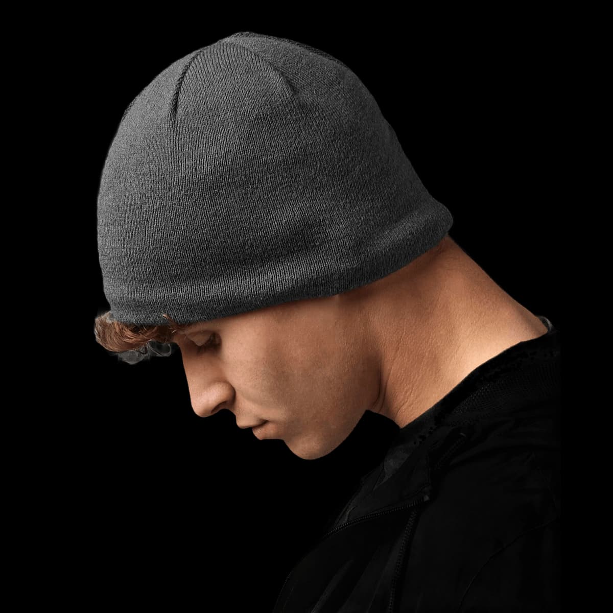 Water-repellent active beanie