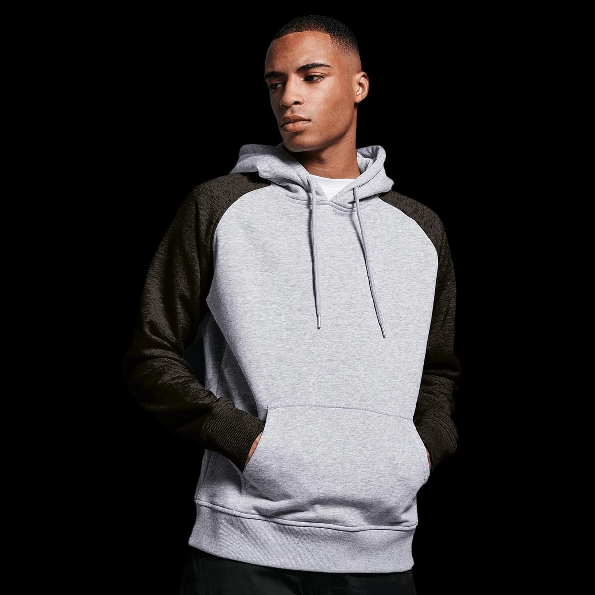 Basic raglan hoodie